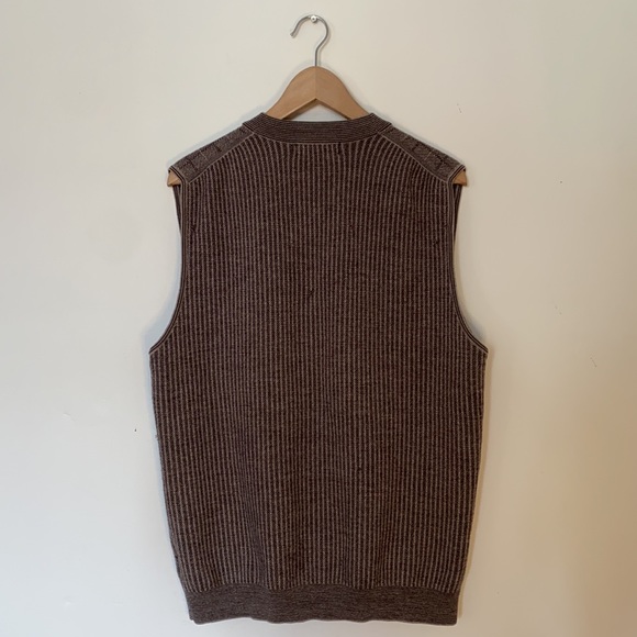 Wool Vest - Picture 2 of 7